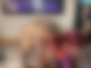MizLuxxey's Live Sex Cam Show