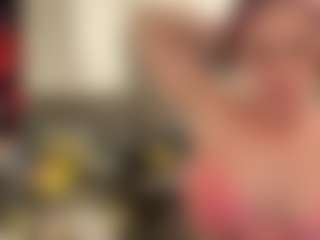 MizLuxxey's Live Sex Cam Show