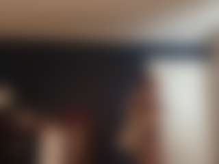 MizLuxxey's Live Sex Cam Show