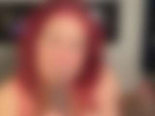 MizLuxxey's Live Sex Cam Show