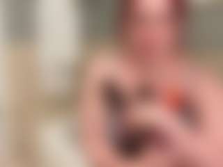 MizLuxxey's Live Sex Cam Show