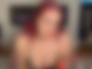 Live cam show with MizLuxxey - Strip Red Hair on StripNow