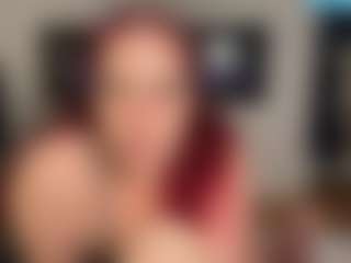 MizLuxxey's Live Sex Cam Show