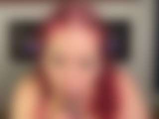 MizLuxxey's Live Sex Cam Show