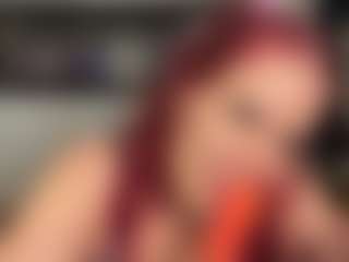 MizLuxxey's Live Sex Cam Show