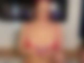 MizLuxxey's Live Sex Cam Show