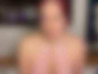 MizLuxxey's Live Sex Cam Show