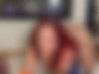 MizLuxxey's Live Sex Cam Show