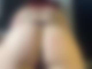 MizLuxxey's Live Sex Cam Show
