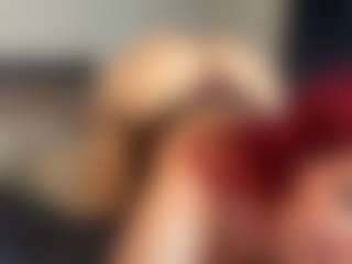 Live cam show with MizLuxxey - BBW on CamClone