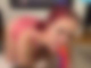 MizLuxxey's Live Sex Cam Show