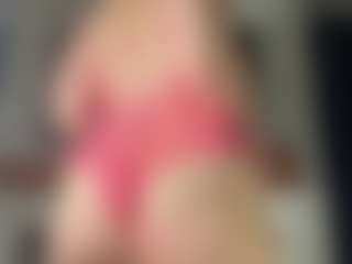 MizLuxxey's Live Sex Cam Show