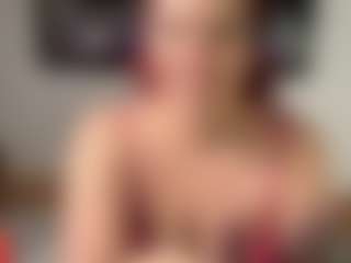 MizLuxxey's Live Sex Cam Show