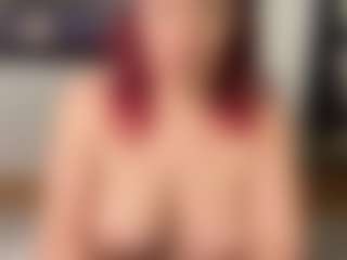 Live cam show with MizLuxxey - Australian on UwU Esports | united states