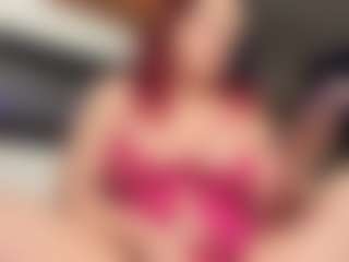 MizLuxxey's Live Sex Cam Show