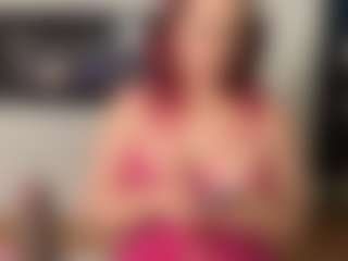 MizLuxxey's Live Sex Cam Show