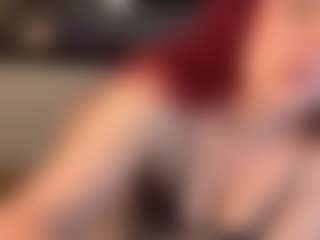 MizLuxxey's Live Sex Cam Show
