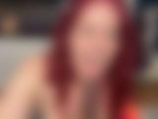 Live cam show with MizLuxxey - Shredded on Camsoda