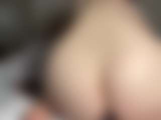 MizLuxxey's Live Sex Cam Show