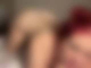 MizLuxxey's Live Sex Cam Show