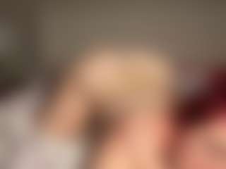 MizLuxxey's Live Sex Cam Show