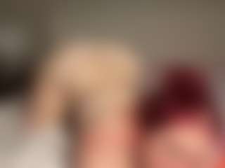 MizLuxxey's Live Sex Cam Show