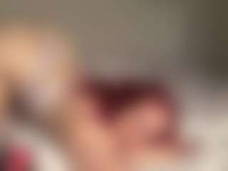 MizLuxxey's Live Sex Cam Show