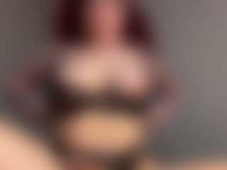 MizLuxxey's Live Sex Cam Show