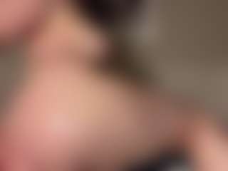 MizLuxxey's Live Sex Cam Show
