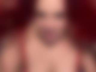 MizLuxxey's Live Sex Cam Show