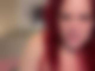 MizLuxxey's Live Sex Cam Show