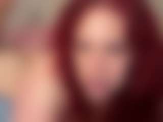 MizLuxxey's Live Sex Cam Show