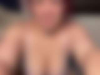 MizLuxxey's Live Sex Cam Show