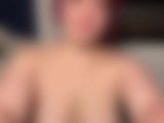 MizLuxxey's Live Sex Cam Show