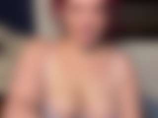 MizLuxxey's Live Sex Cam Show