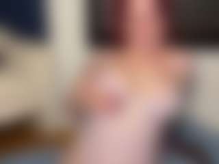 MizLuxxey's Live Sex Cam Show