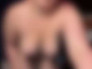 MizLuxxey's Live Sex Cam Show