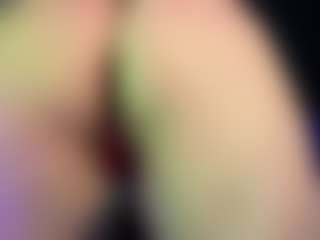 MizLuxxey's Live Sex Cam Show