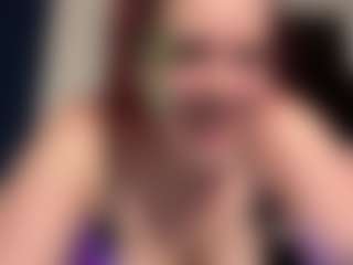 MizLuxxey's Live Sex Cam Show