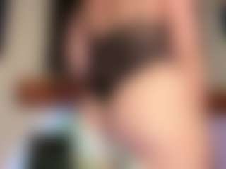 MizLuxxey's Live Sex Cam Show