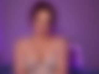 MizLuxxey's Live Sex Cam Show