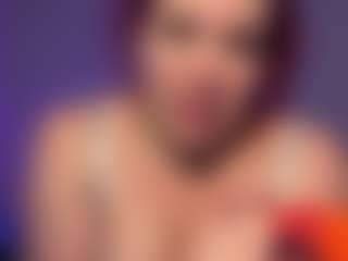 MizLuxxey's Live Sex Cam Show