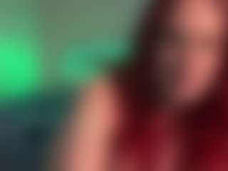 Live cam show with MizLuxxey - Deepthroat on CSO-WL