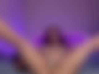 MizLuxxey's Live Sex Cam Show