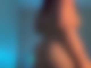 Live cam show with MizLuxxey - BBW on Fit Hotties