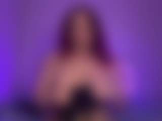 MizLuxxey's Live Sex Cam Show
