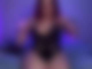 MizLuxxey's Live Sex Cam Show