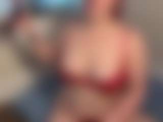 MizLuxxey's Live Sex Cam Show