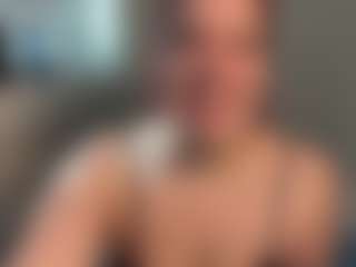 MizLuxxey's Live Sex Cam Show