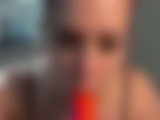MizLuxxey's Live Sex Cam Show